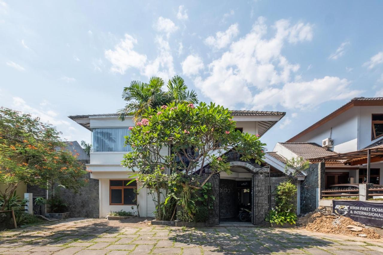 Imelda Residence Setrasari Redpartner Bandung Exterior photo